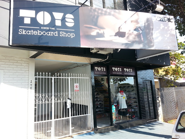 Toys Skateboard Shop