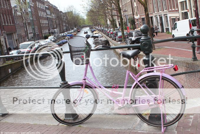 http://i402.photobucket.com/albums/pp103/Sushiina/cityglam/cityglam013/amsterdam2_zps0a451446.jpg