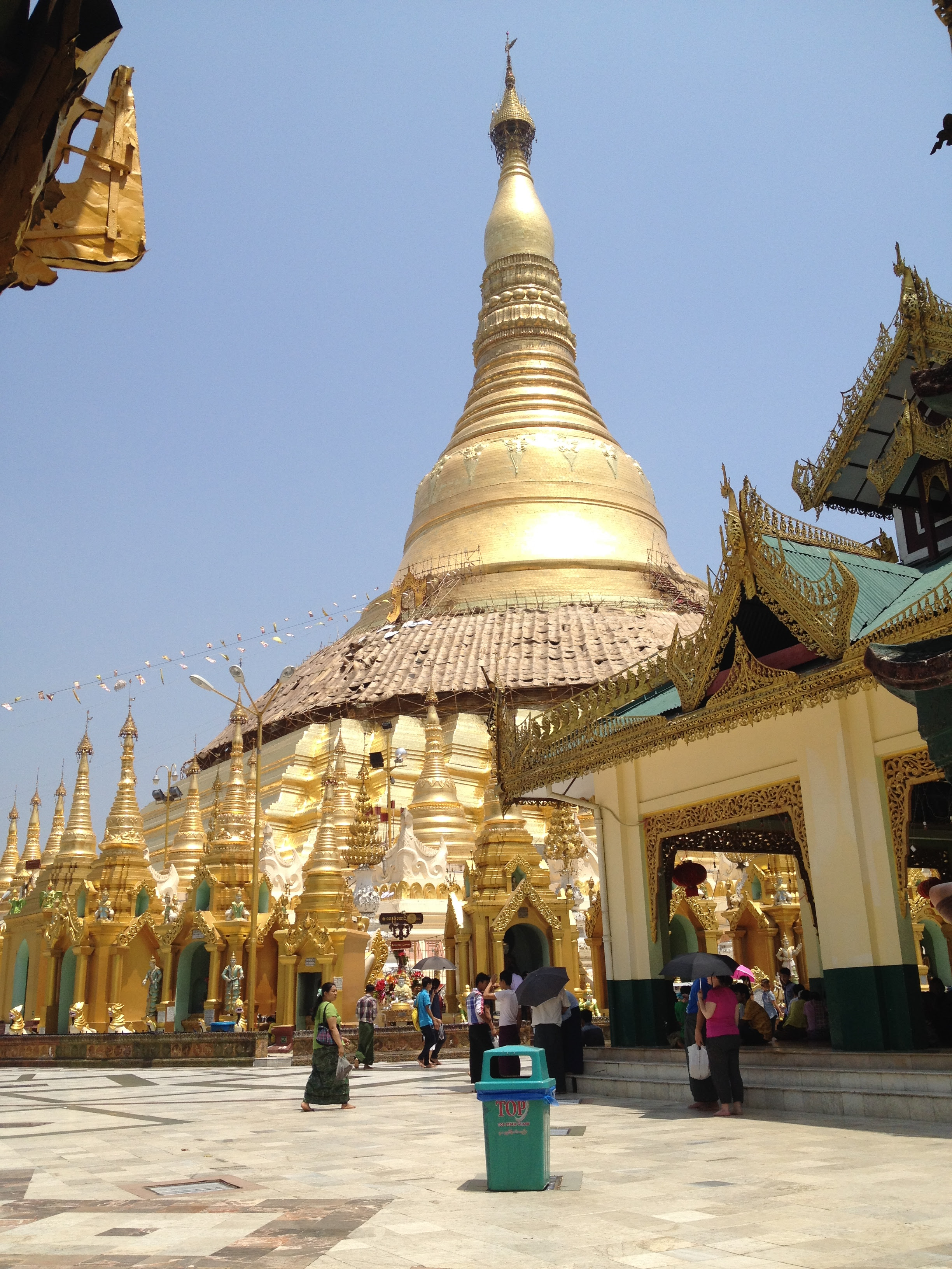  The Shwedagon Pagoda 