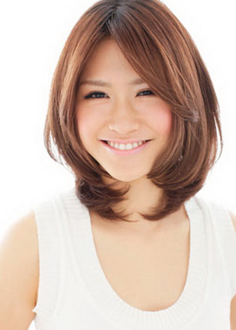 Hairstyles for round faces women Hairstyles for round faces women