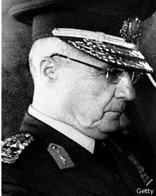 General turco Kenan Evren