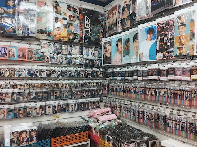 Bts Merchandise Store In Singapore - btsae