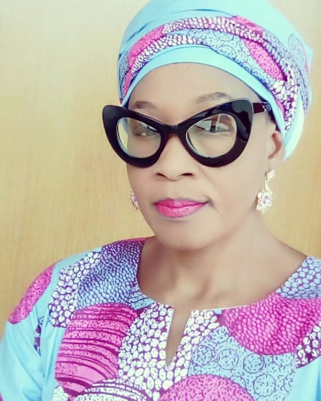 She Don Off Phone - Nigerians React As Kemi Olunloyo’s Number Leaks Online