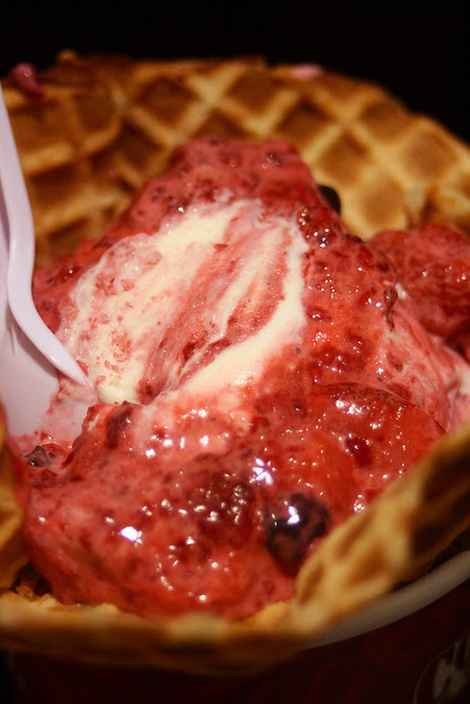 Berry Berry Berry Good® (Sweet Cream Ice Cream, Raspberries, Strawberries, Blueberries)