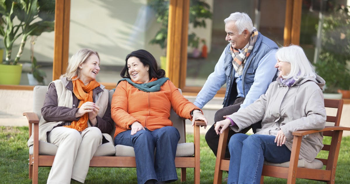 Finding Love Over 40: Making Friends After 40 – 3 Things To Remember