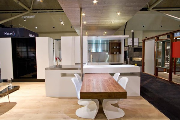 SWISS ARMY KNIFE KITCHEN: a pivoting table – the bee's knees