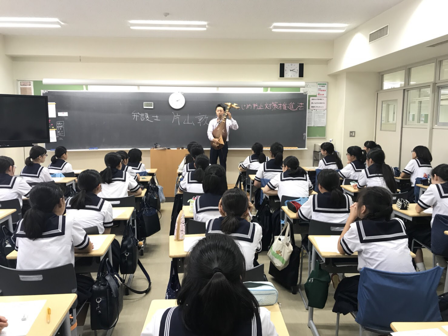最新のファッション 元の瀧野川女子学園 いじめ