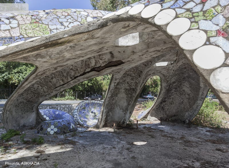 Algunas de las paradas de autobús más extraordinarias de la antigua Unión Soviética