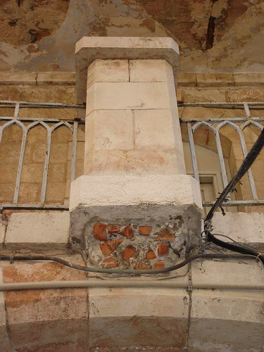 Bits of ceramic