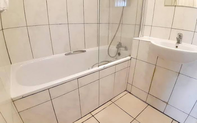 West Cromwell Hotel - London