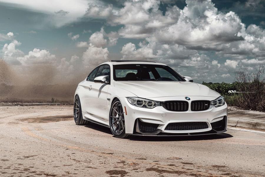 Bmw m4 white