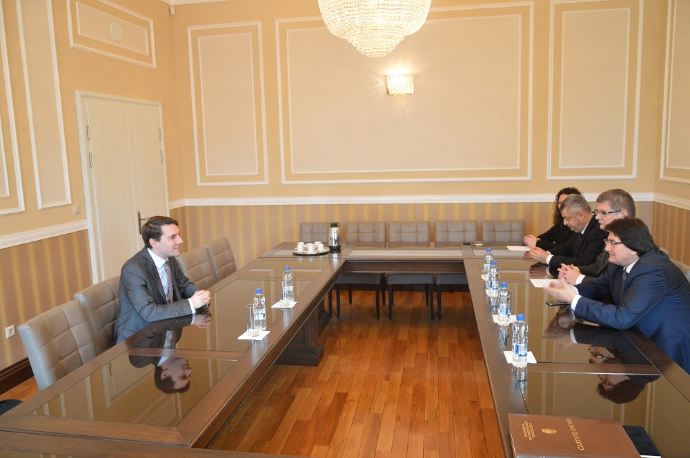 Principele Nicolae, în județele Cluj, Hunedoara, Arad și Timiș Principele Nicolae, în județele Cluj, Hunedoara, Arad și Timiș