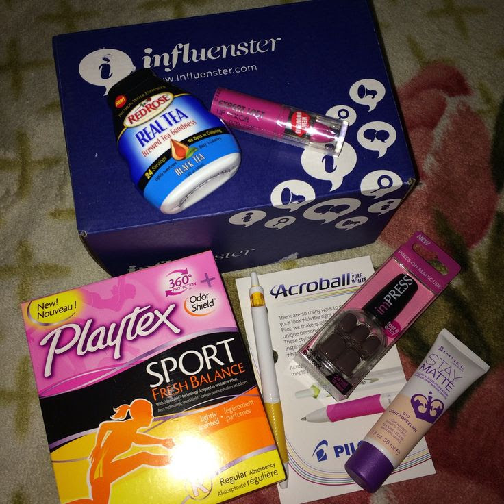 Received Influenster #Univoxbox ! Perfect for a college girl~
