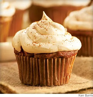 Apple Cupcakes With Cinnamon-Marshmallow Frosting