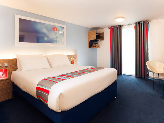 Travelodge London Woolwich Open Times