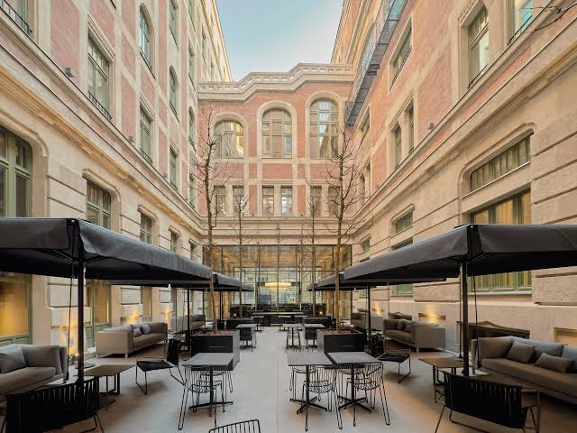 Nyitvatartás: Hotel budapest