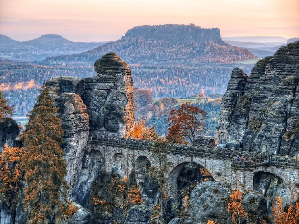 30 pontes místicas que podem nos levar a um outro mundo 23