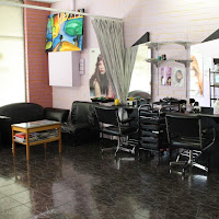 Golden Hair Hairdressing Salon