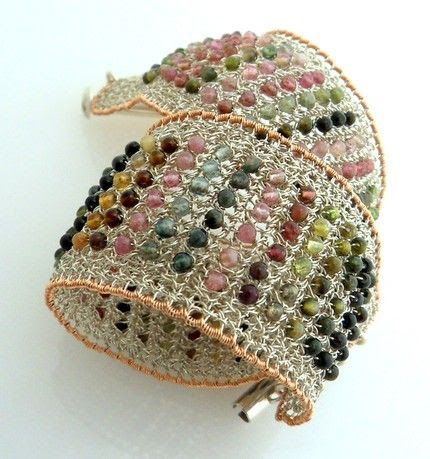 http://www.pinterest.com/pin/58828338856749815/ crochet