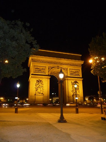 paris arc night
