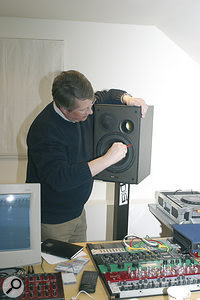 Before concluding that a monitor has a fried voice coil, check that its screws and wires are secure, as loose ones might be causing the rattle or buzz. Before concluding that a monitor has a fried voice coil, check that its screws and wires are secure, as loose ones might be causing the rattle or buzz.