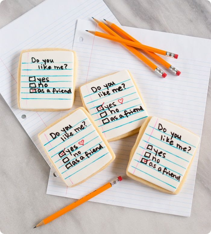 "do you like me" note cookies...simple and easy to make...perfect for valentine's day! 