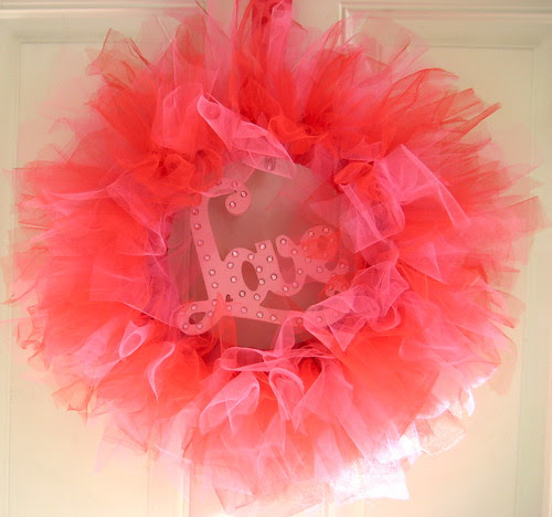 Kami Buchanan Custom Designs: Valentine Tulle wreath