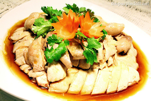 Whole Hainanese Chicken P998