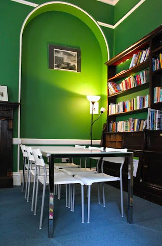 Comments and reviews of YHA London St Pauls Hostel