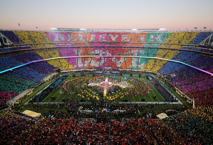 Mosaico show do intervalo super bowl 50 (Foto: Getty Images)