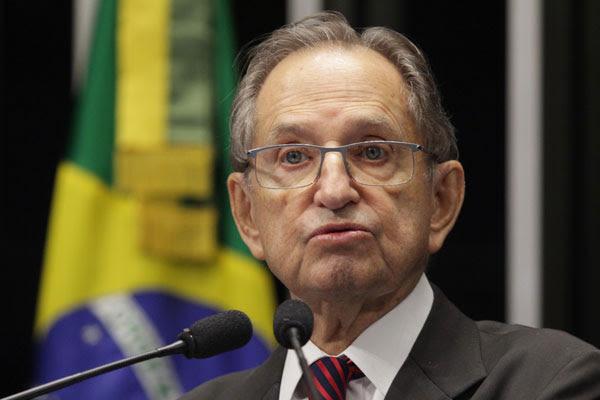 13-09-13-Senador-Ruben-Figueiro-plenario-8-1.jpgINTR