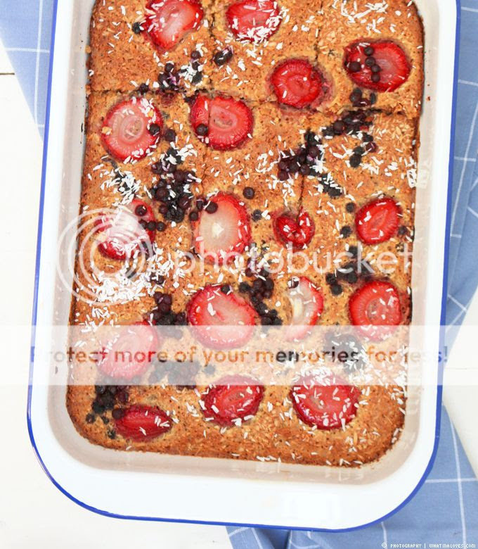 Breakfast to go | whatinaloves.com Oats Cake with Coconut