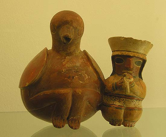 Berlin, Dahlem Museum, mezoamerikai cserépedény, nagy madár indiánnal