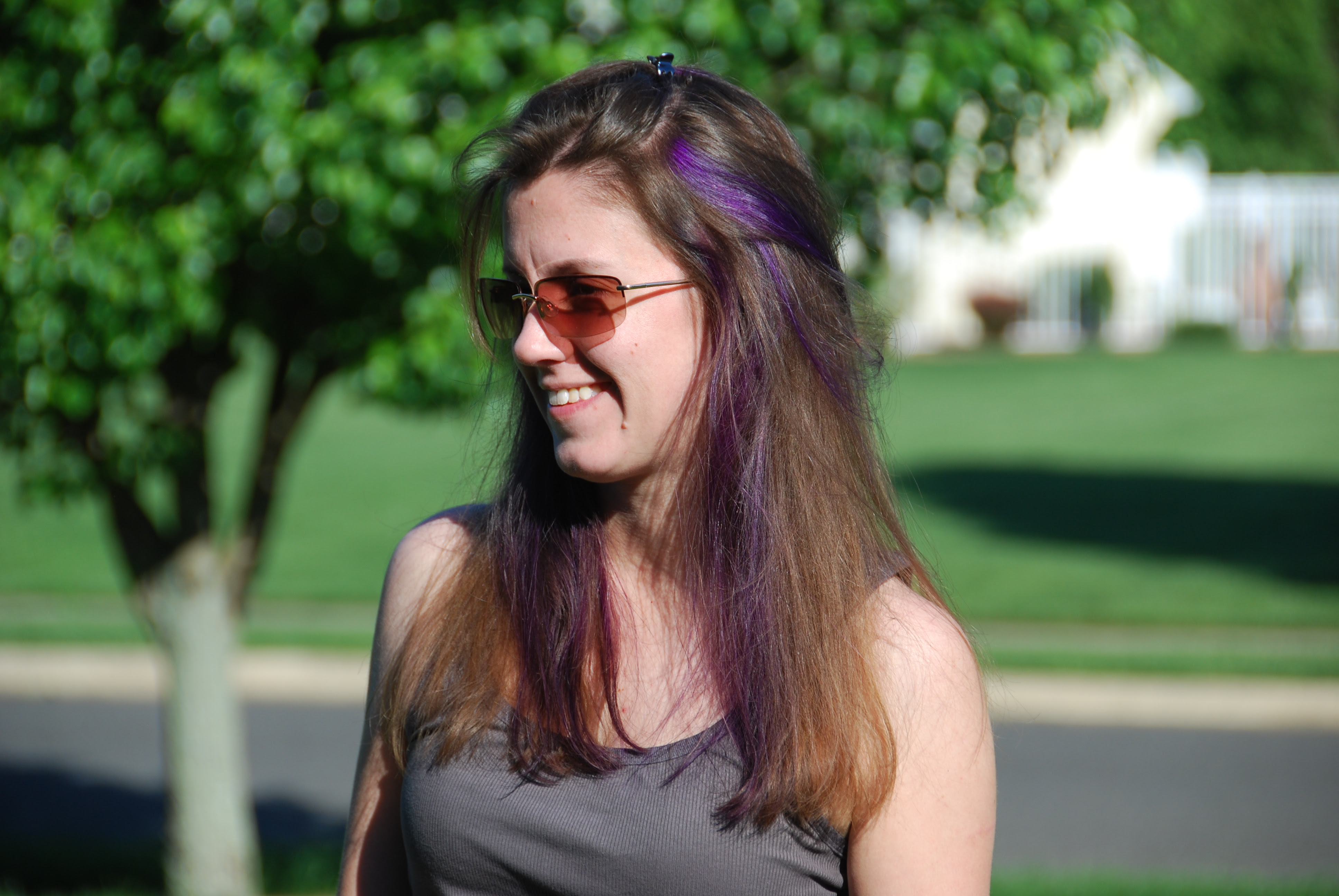 DSC_0011_3 Purple hair