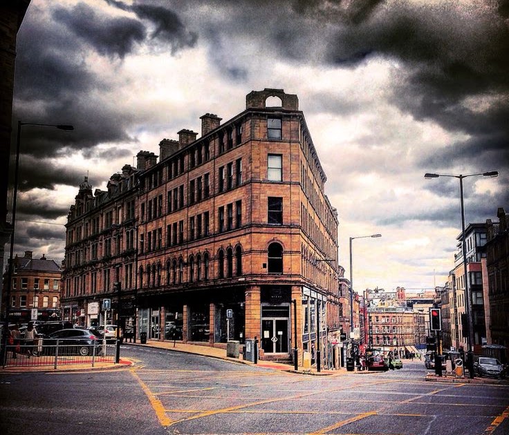 Life in Northern Towns : Bradford, West Yorkshire