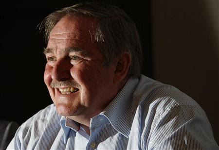 The British government's former chief drugs adviser, David Nutt, reacts as he speaks during a news conference announcing the formation of the Independent Scientific Committee on Drugs, in London January 15, 2010. REUTERS/Suzanne Plunkett