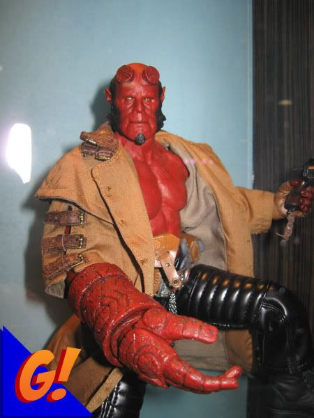 Hellboy looking spiffy. Theater Works Toycon 2009