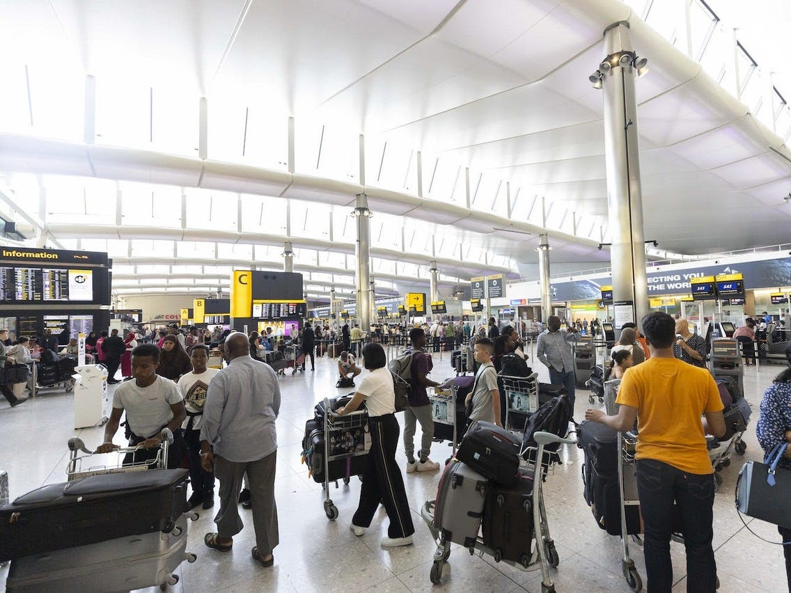 Travel chaos: Heathrow airport worker 'ashamed' at long queues, delays
