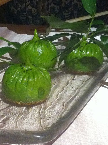 mushroom and seaweed bao