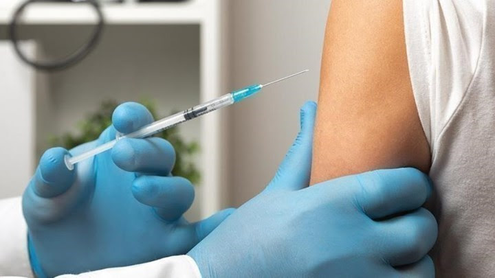 Ξεκίνησε ο υποχρεωτικός εμβολιασμός στο προσωπικό δομών ηλικιωμένων και ΑμεΑ