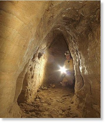 Hallazgo de Túneles de 12000 años Hallazgo de Túneles de 12000 años
