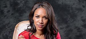 The Flash | “É uma honra interpretar uma mulher negra e forte na TV”, afirma Candice Patton The Flash | “É uma honra interpretar uma mulher negra e forte na TV”, afirma Candice Patton