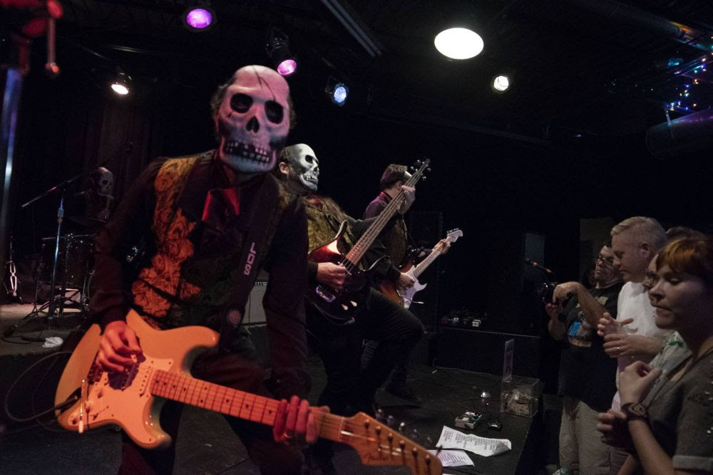 Los Tiki Phantoms