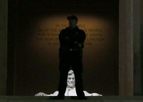 photo Lincoln_outrage.jpg