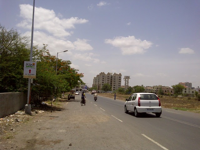 To Kumar Picasso - Baburao Shankarrao Tupe Road (D P Road) Hadapsar - Visit Livogue - 1 BHK, 1.5 BHK & 2 BHK Flats at Malwadi Hadapsar, Pune 411028