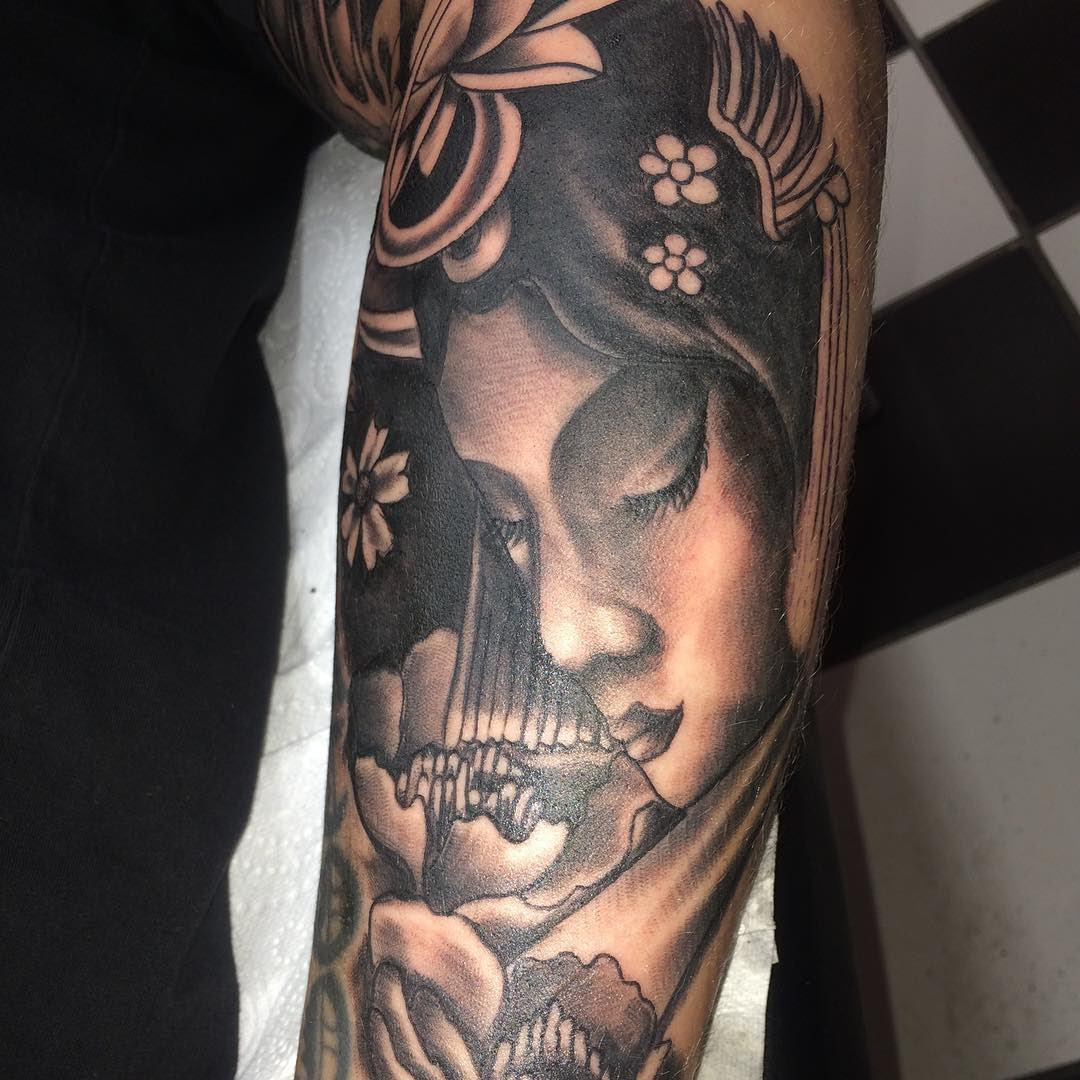 Gambar Tato Keren Di Kaki