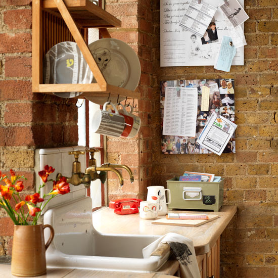Wall planner | Country utility room ideas | Utility room | PHOTO GALLERY | Country Homes and Interiors | Housetohome.co.uk
