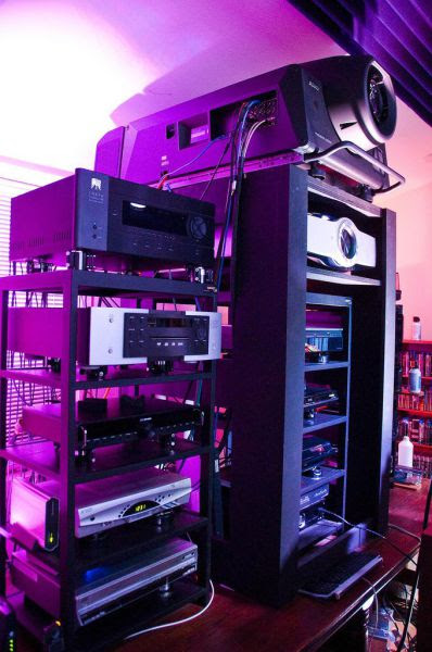 The Most Expensive and the Coolest Home Theatre in the World (22 pics) The Most Expensive and the Coolest Home Theatre in the World (22 pics)