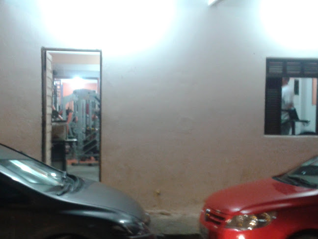 Academia Carlos Fitness - Salvador