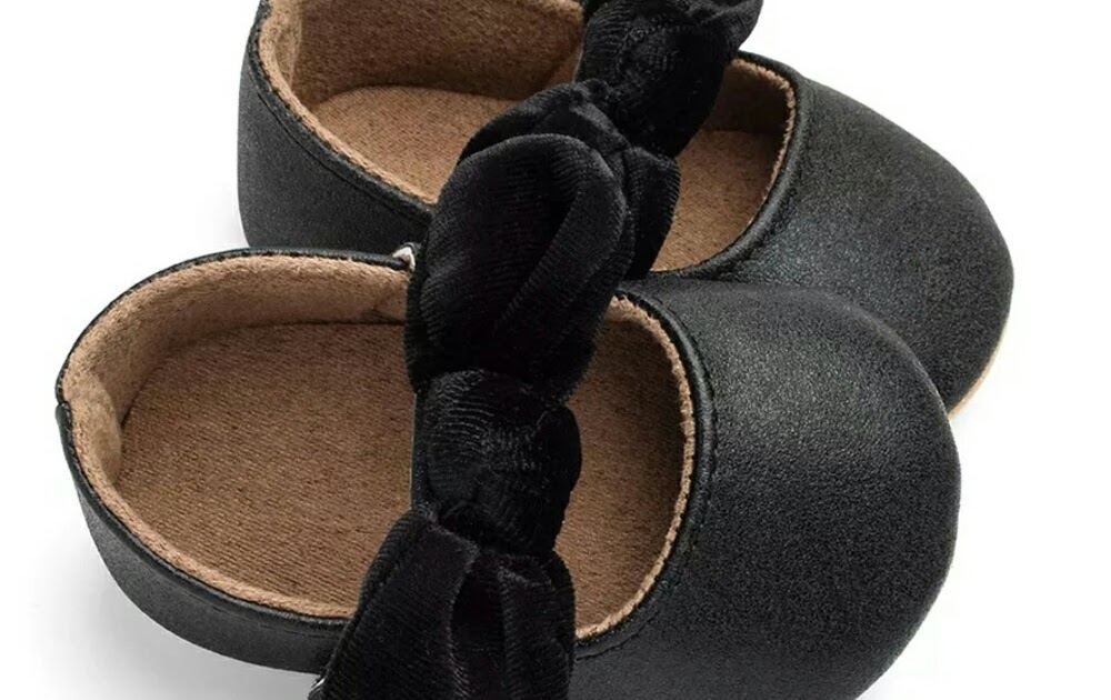 green velvet mary jane shoes